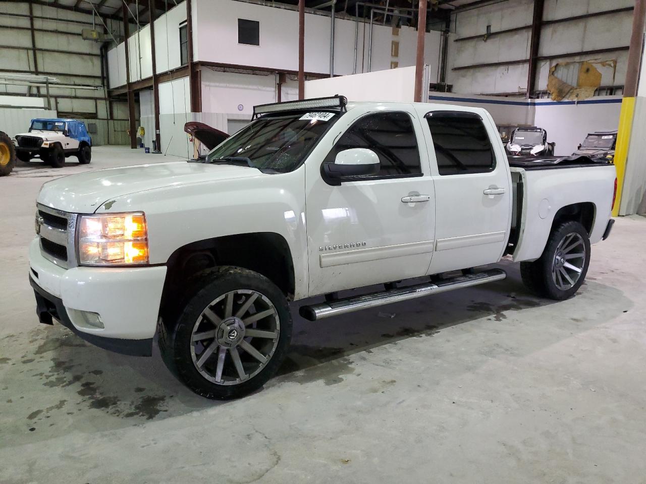 2011 Chevrolet Silverado - Image 1