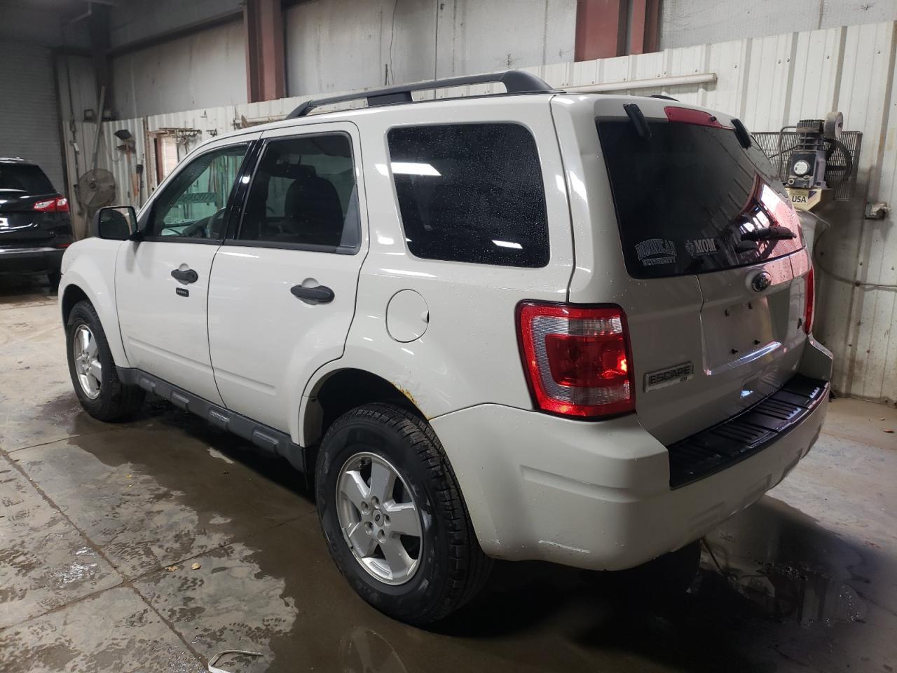 2012 Ford Escape - Image 2