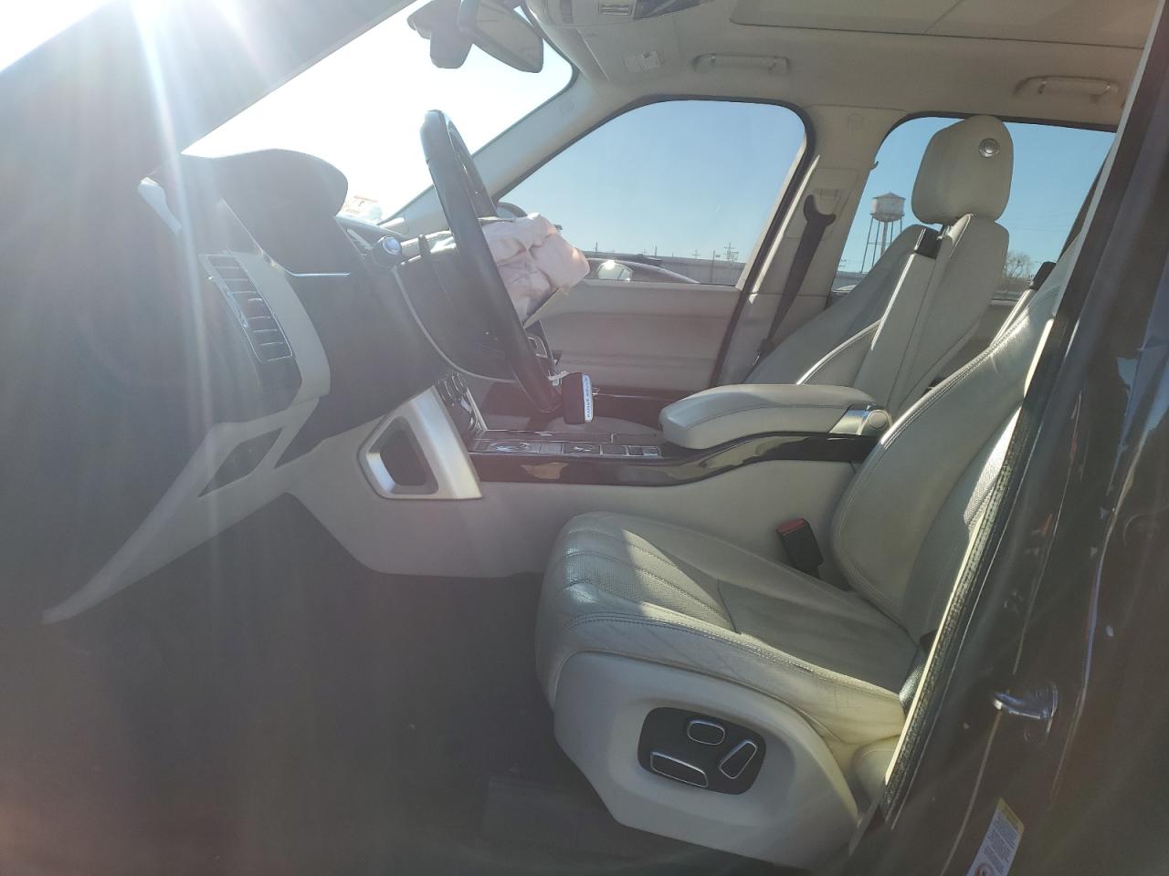 2013 Land Rover Range Rover - Image 7