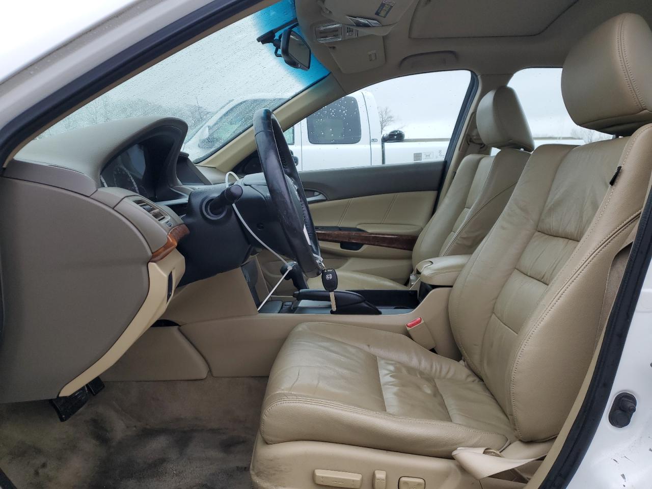 2010 Honda Accord - Image 7