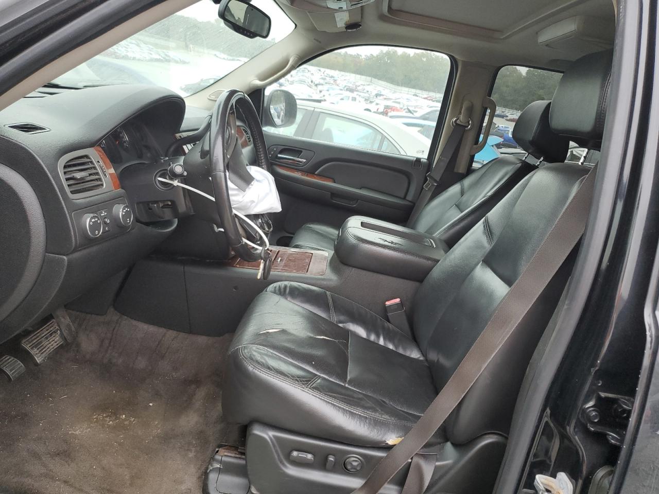 2009 Chevrolet Tahoe - Image 7