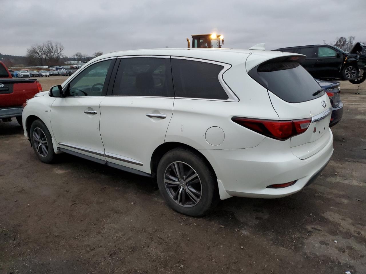 2017 Infiniti QX60 - Image 2