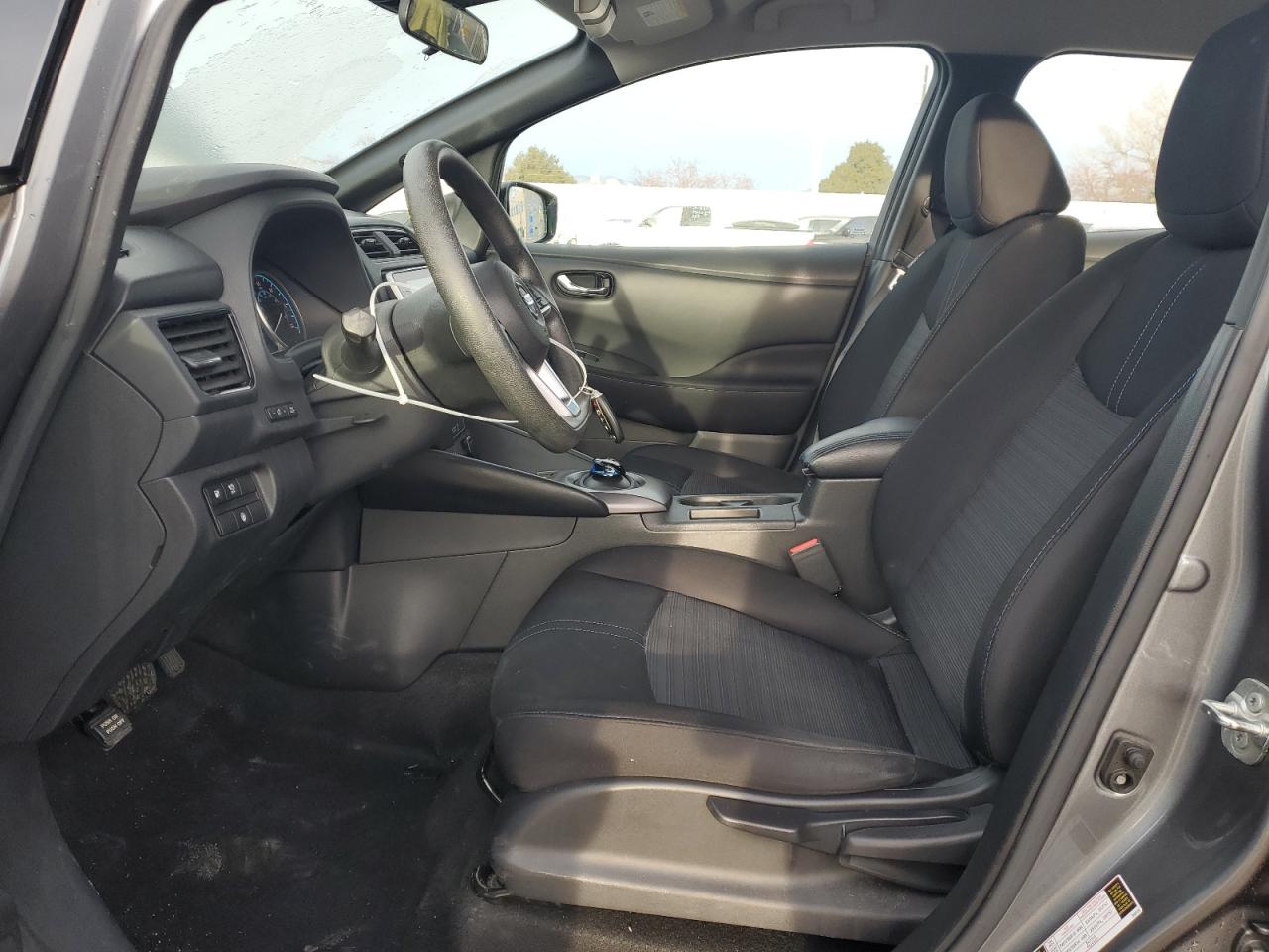 2020 Nissan Leaf - Image 7