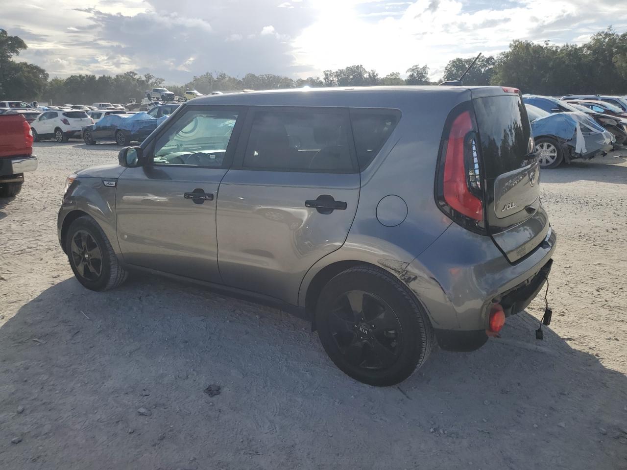 2019 Kia Soul - Image 2