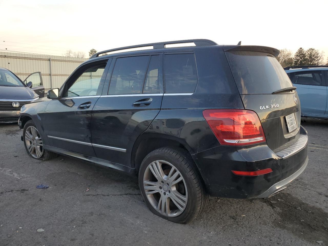 VIN WDCGG8JB9EG335940 2014 MERCEDES-BENZ GLK-CLASS no.2