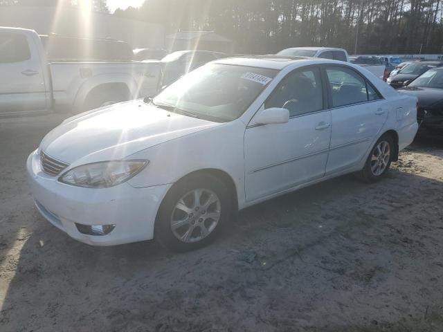 2005 Toyota Camry Le na sprzedaż w Seaford, DE - Front End