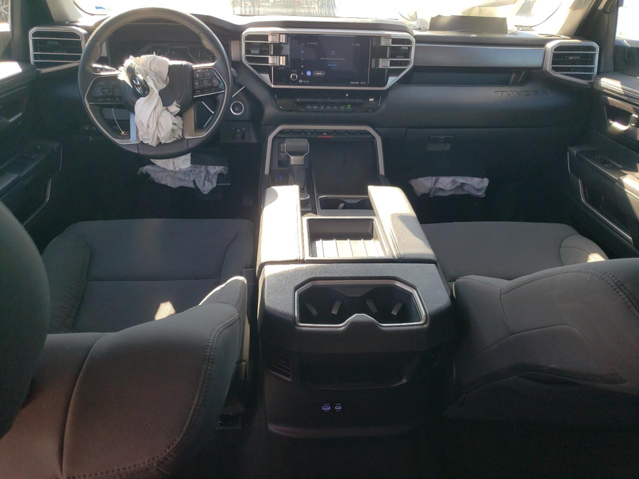 2023 Toyota Tundra - Image 8