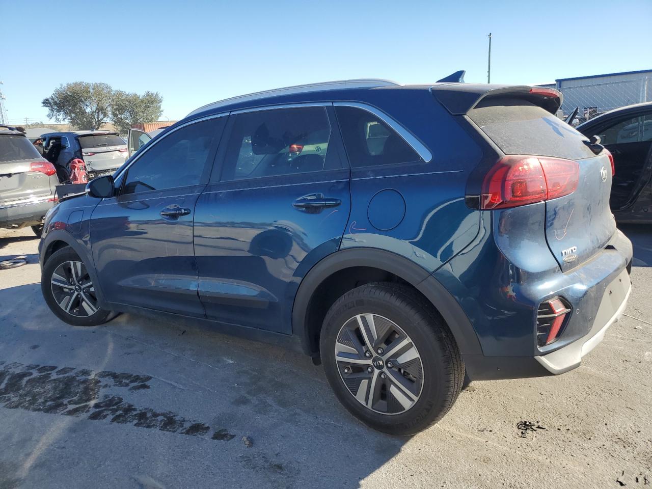 VIN KNDCC3LD0M5484233 2021 KIA NIRO no.2