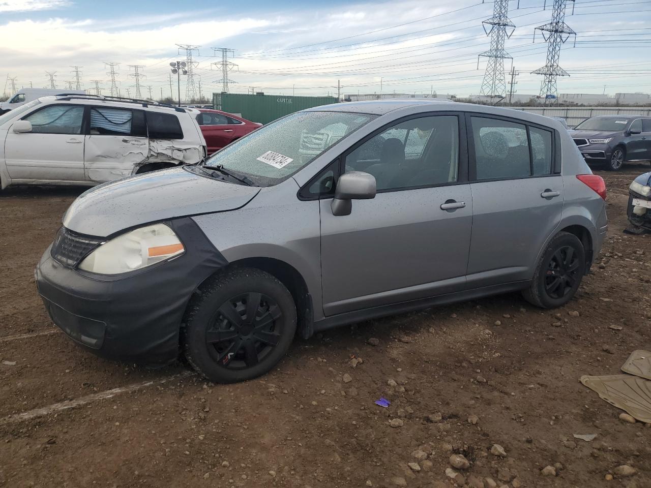 2009 Nissan Versa S იყიდება Elgin-ში, IL - Side