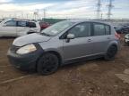 2009 Nissan Versa S zu verkaufen in Elgin, IL - Side