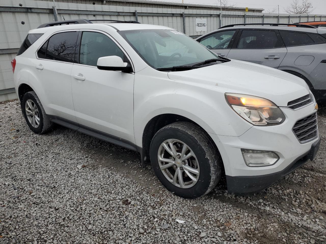 2016 Chevrolet Equinox - Image 4