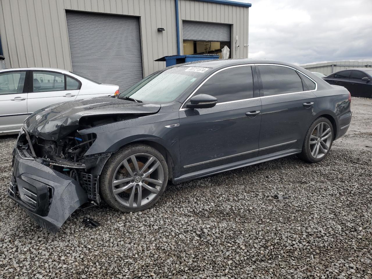 2017 Volkswagen Passat - Image 1