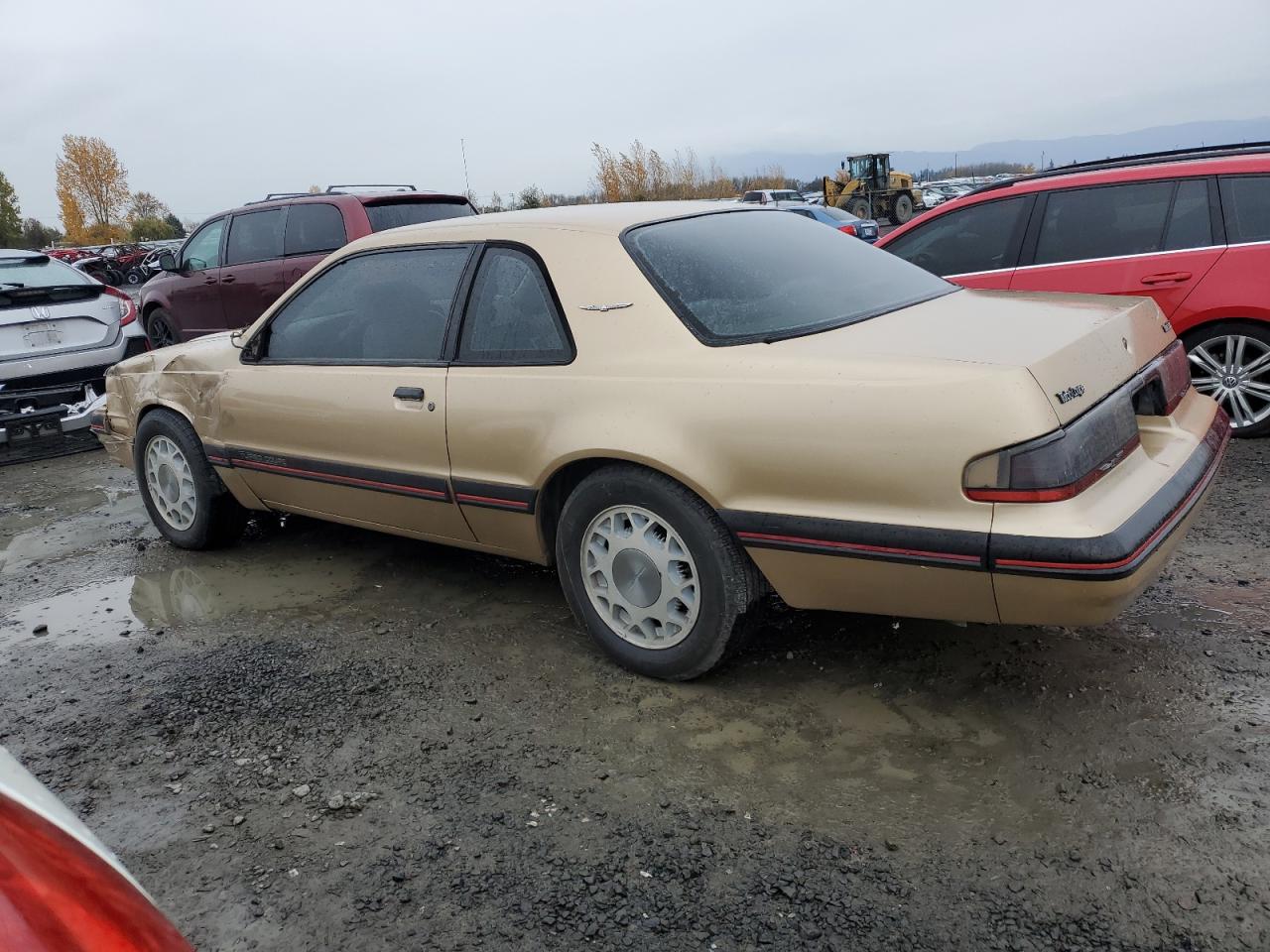 1987 Ford Thunderbird - Image 2