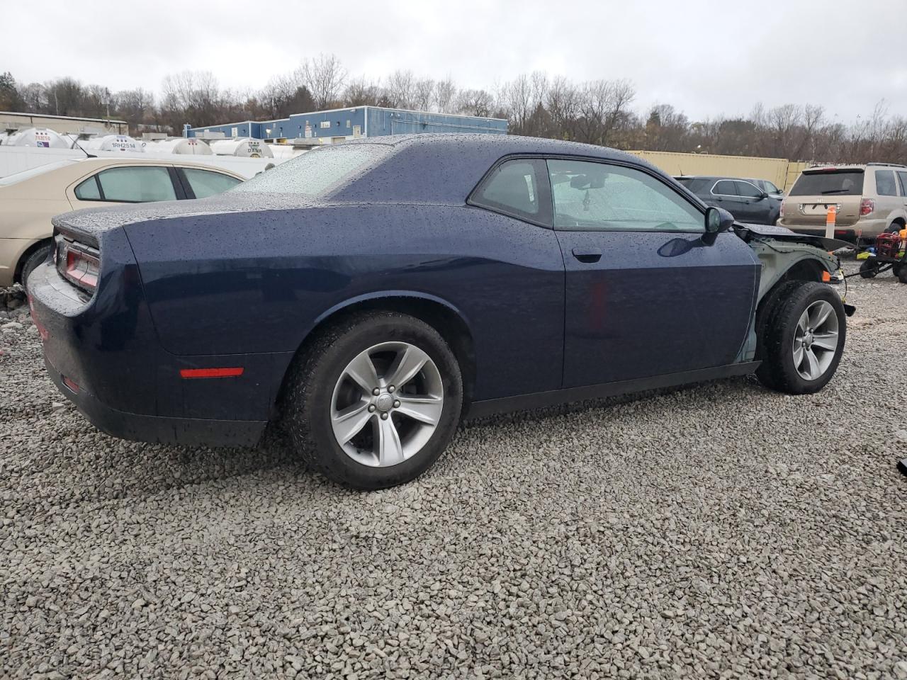 2016 Dodge Challenger - Image 3