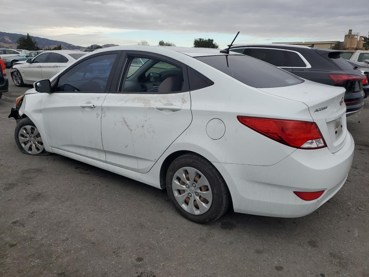 VIN KMHCT4AE5GU123023 2016 HYUNDAI ACCENT no.2