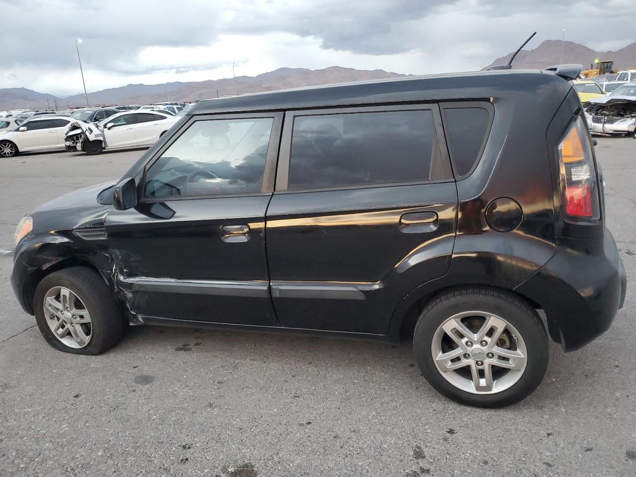2010 Kia Soul - Image 2