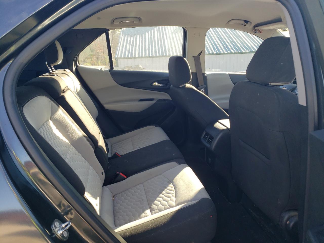 2018 Chevrolet Equinox - Image 11