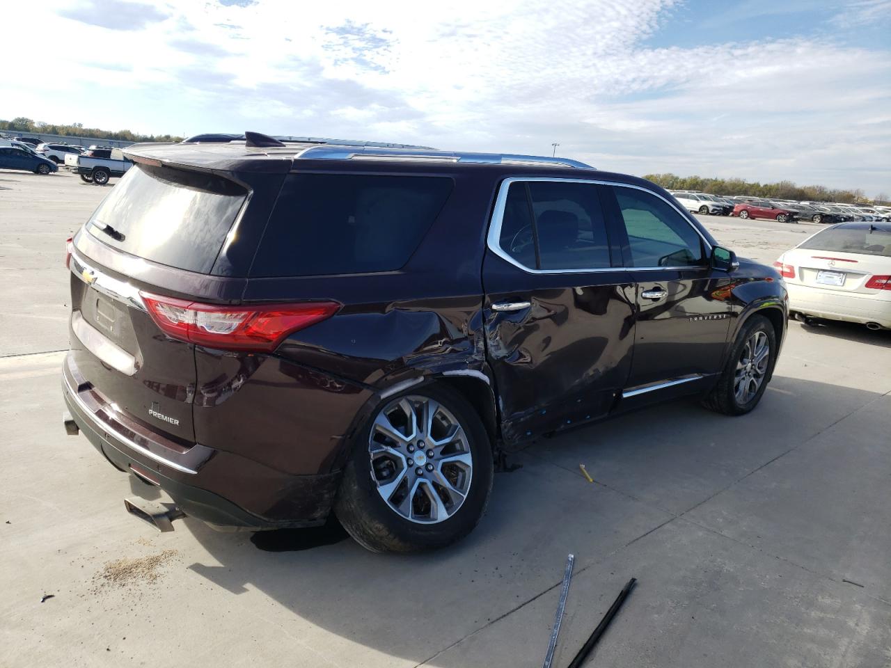 2019 Chevrolet Traverse - Image 3