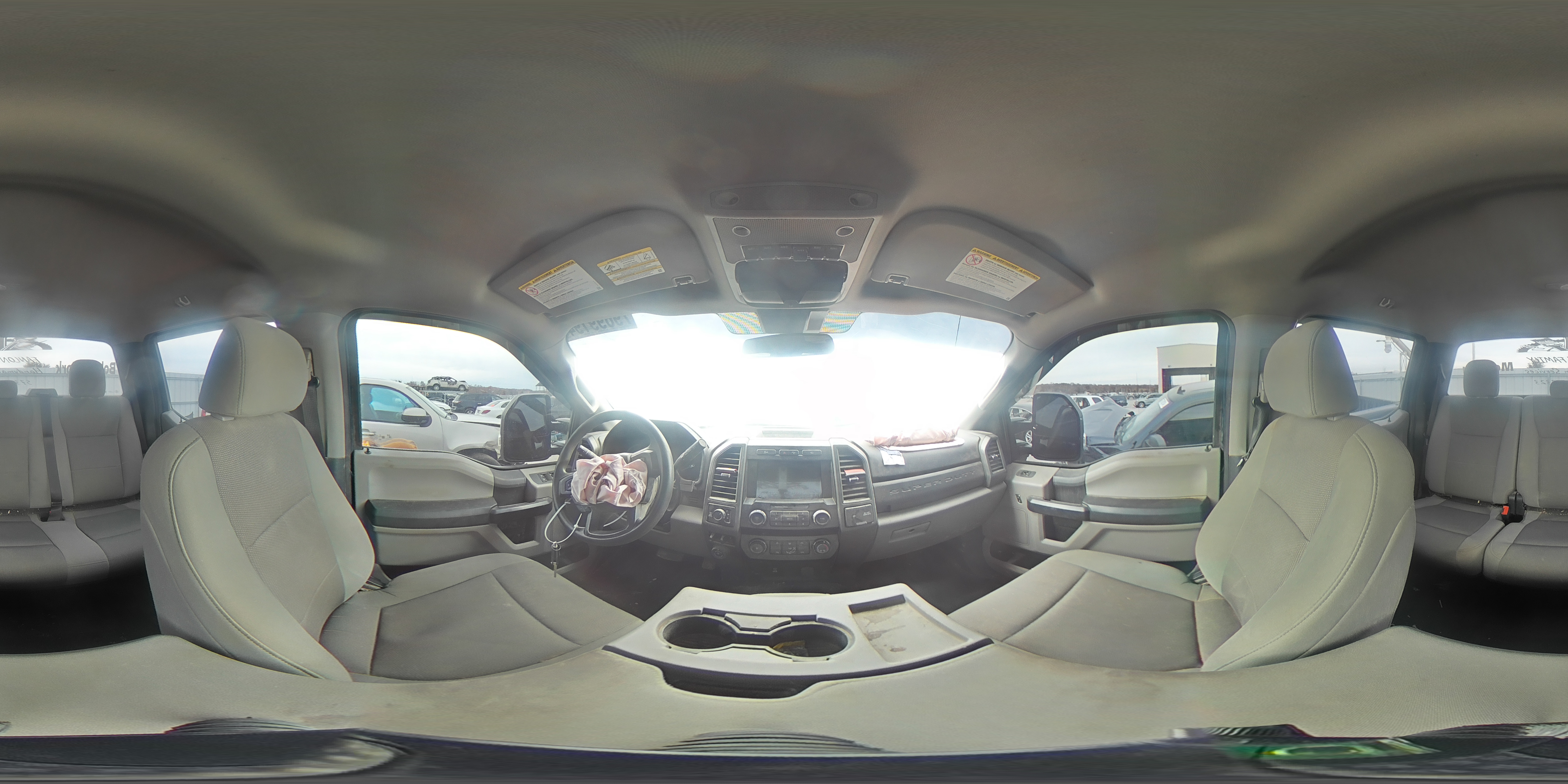 2020 Ford F250 - Image 12