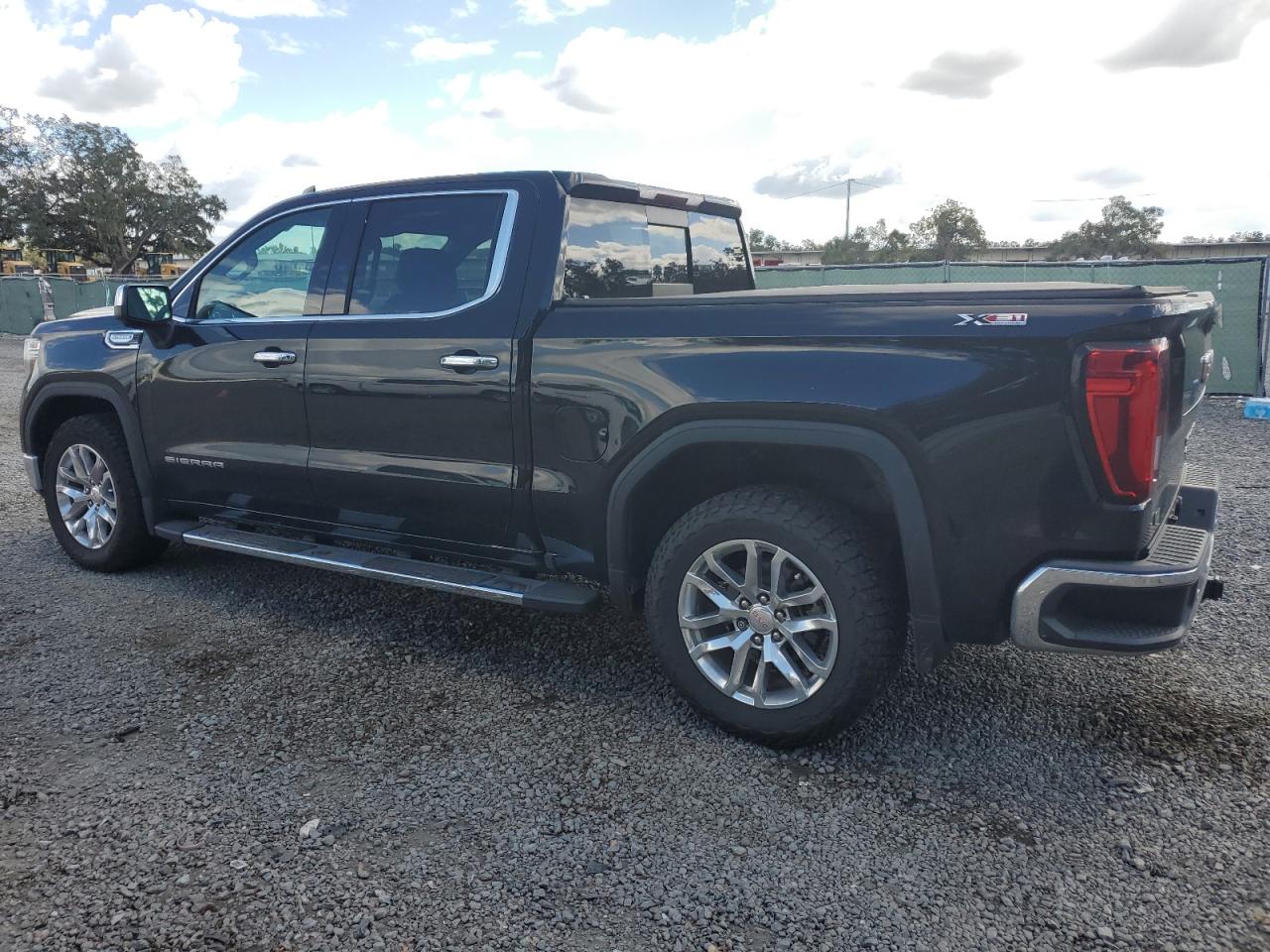 2019 GMC Sierra - Image 2