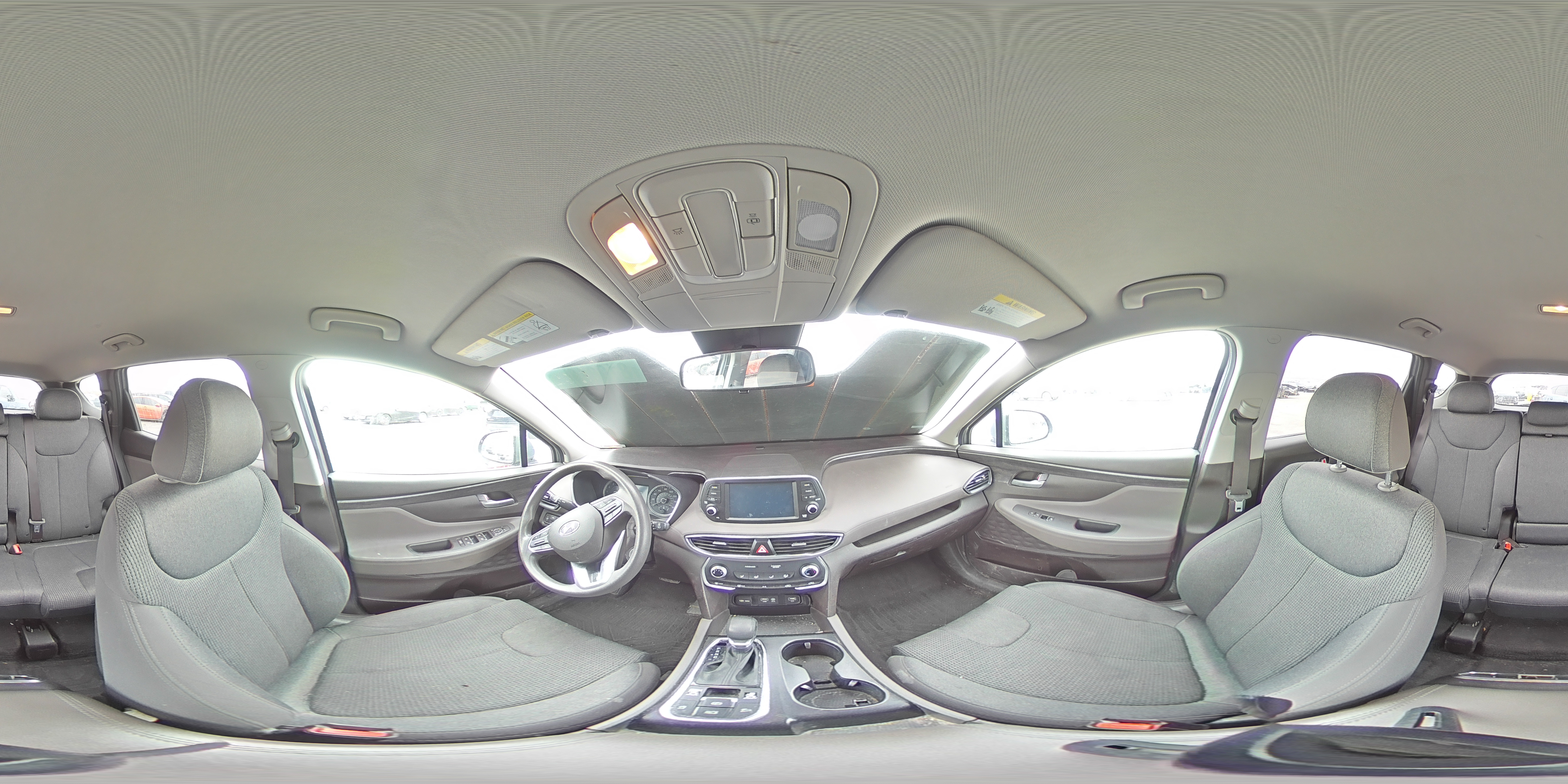 2019 Hyundai Santa Fe - Image 13