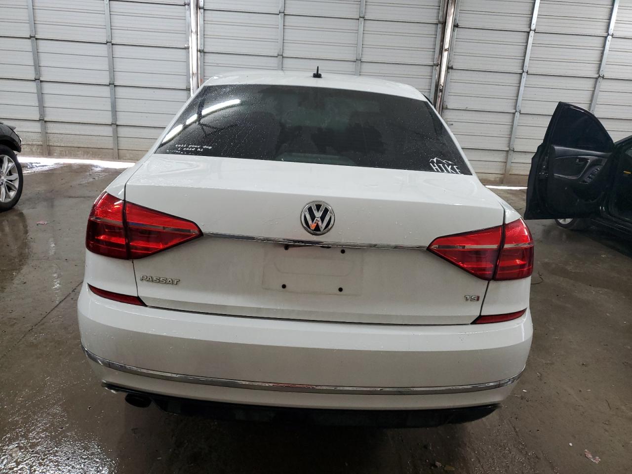 2016 Volkswagen Passat - Image 6