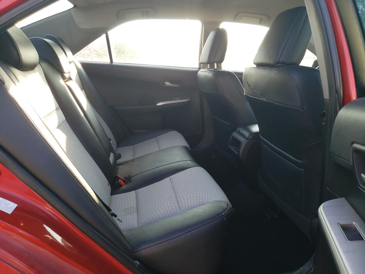 2013 Toyota Camry - Image 11