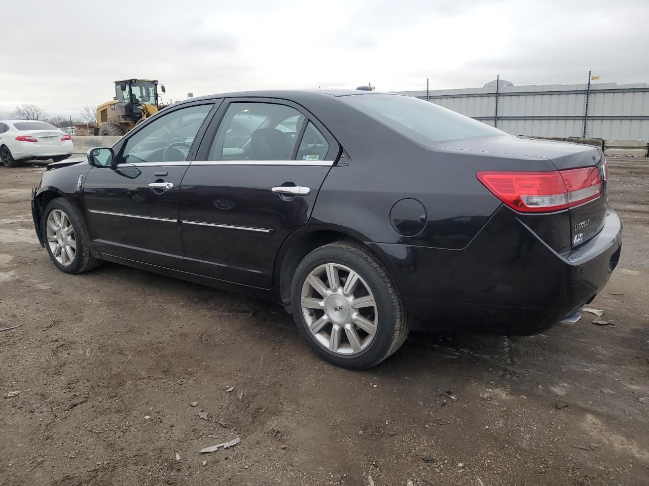 2011 Lincoln MKZ - Image 2
