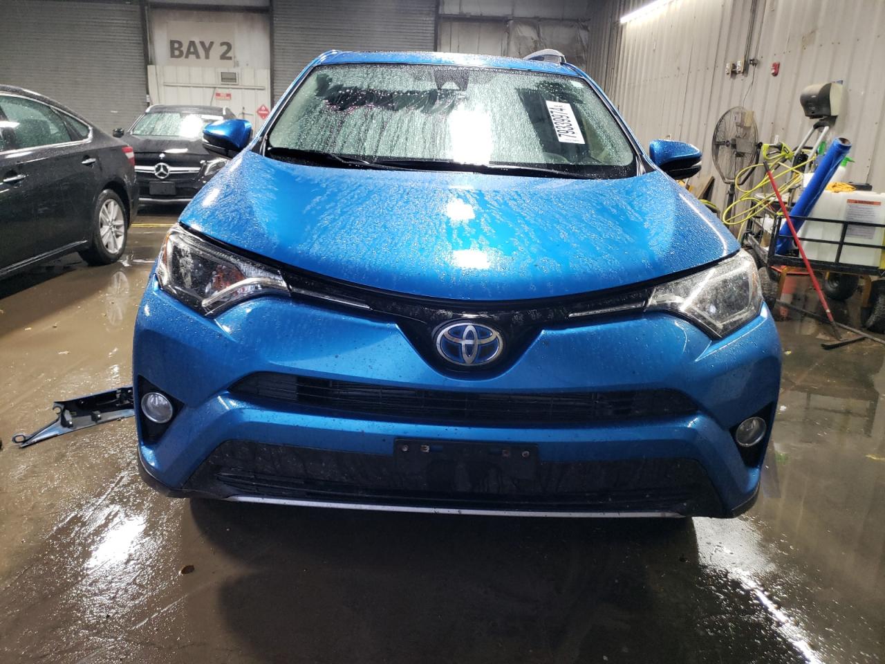 VIN JTMRJREV0HD079073 2017 TOYOTA RAV4 no.5