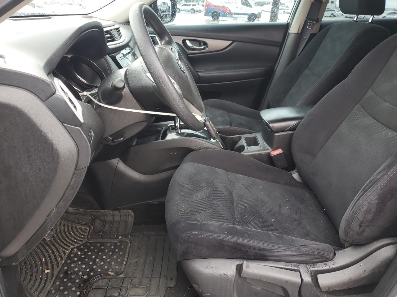 2016 Nissan Rogue - Image 7
