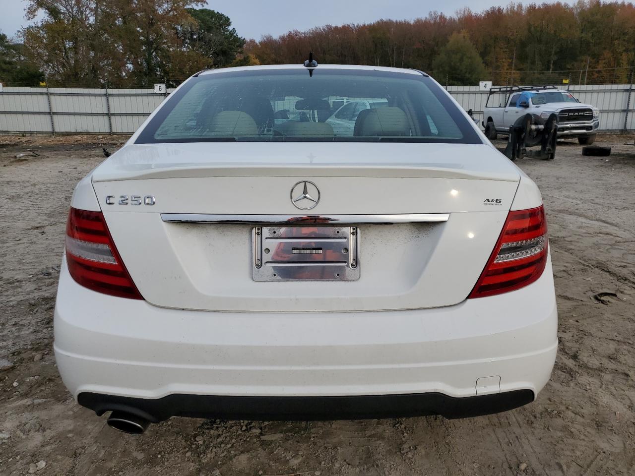 2013 Mercedes-Benz C 250 VIN: WDDGF4HB2DR270896 Lot: 81623434