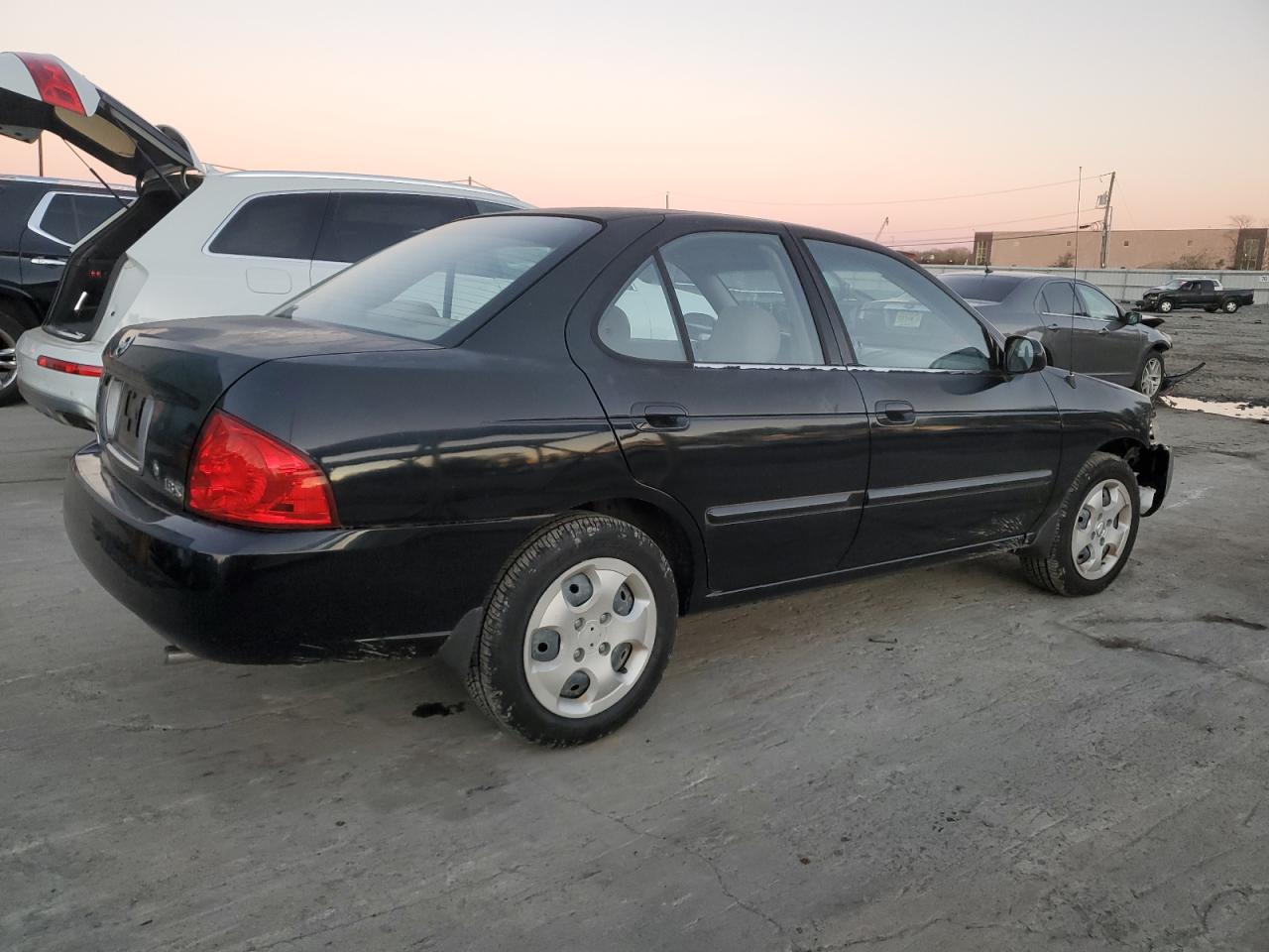 2004 Nissan Sentra - Image 3