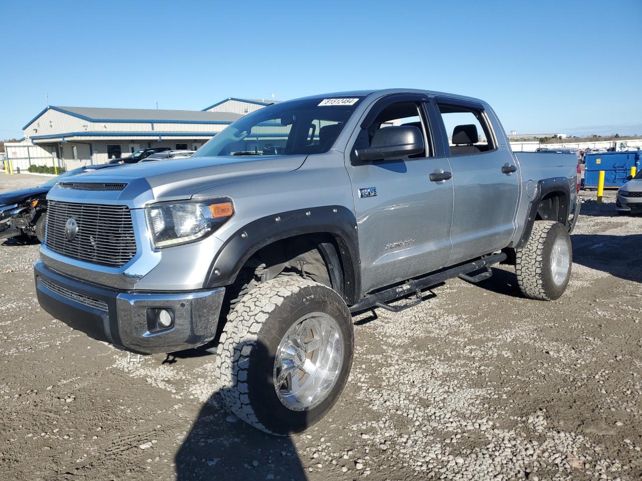 VIN 5TFDW5F19JX689574 2018 TOYOTA TUNDRA no.1