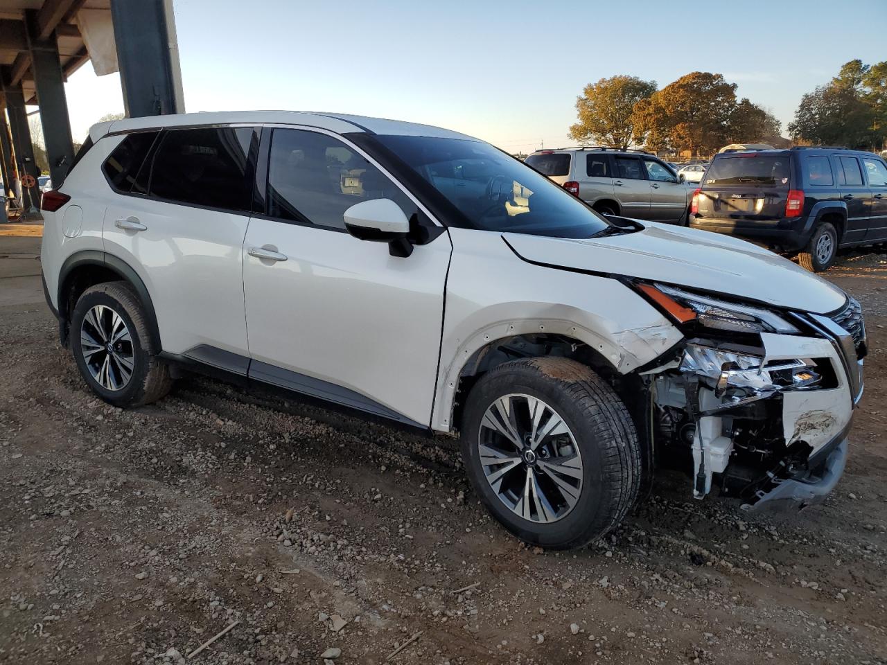 2021 Nissan Rogue - Image 4