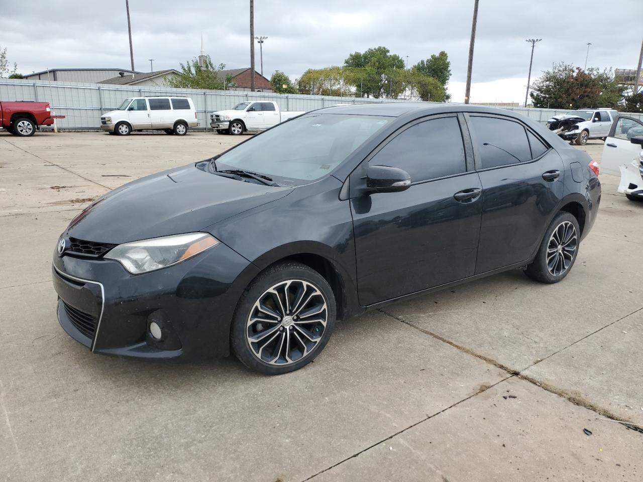 VIN 5YFBURHE9GP446049 2016 TOYOTA COROLLA no.1