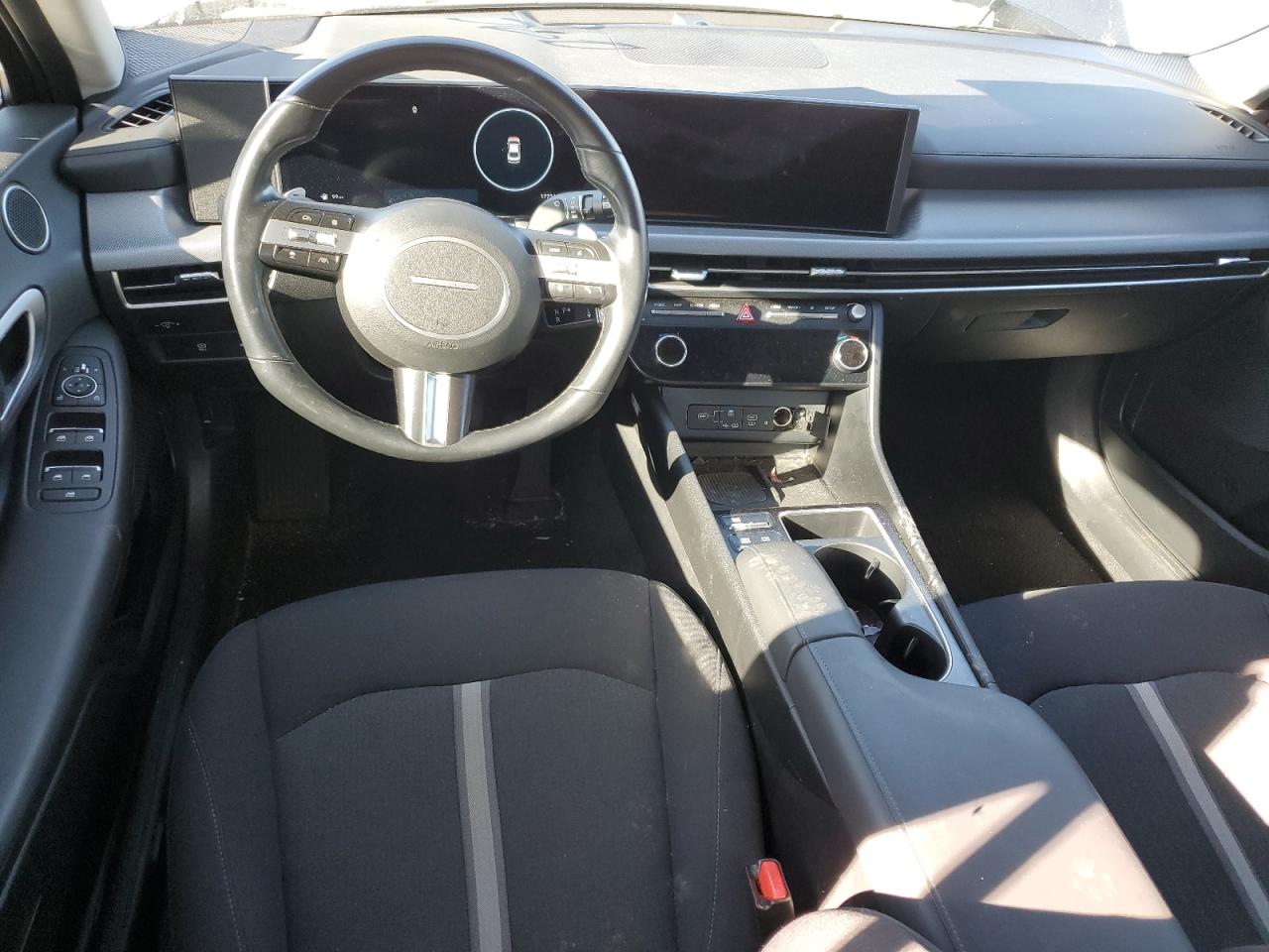 2024 Hyundai Sonata - Image 8