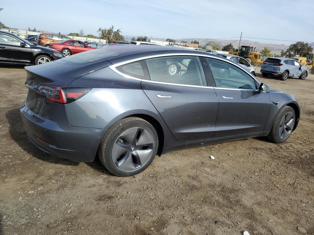 VIN 5YJ3E1EA6JF040253 2018 TESLA MODEL 3 no.3