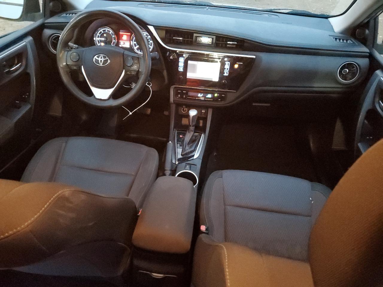 VIN 5YFBURHE8HP570721 2017 TOYOTA COROLLA no.8