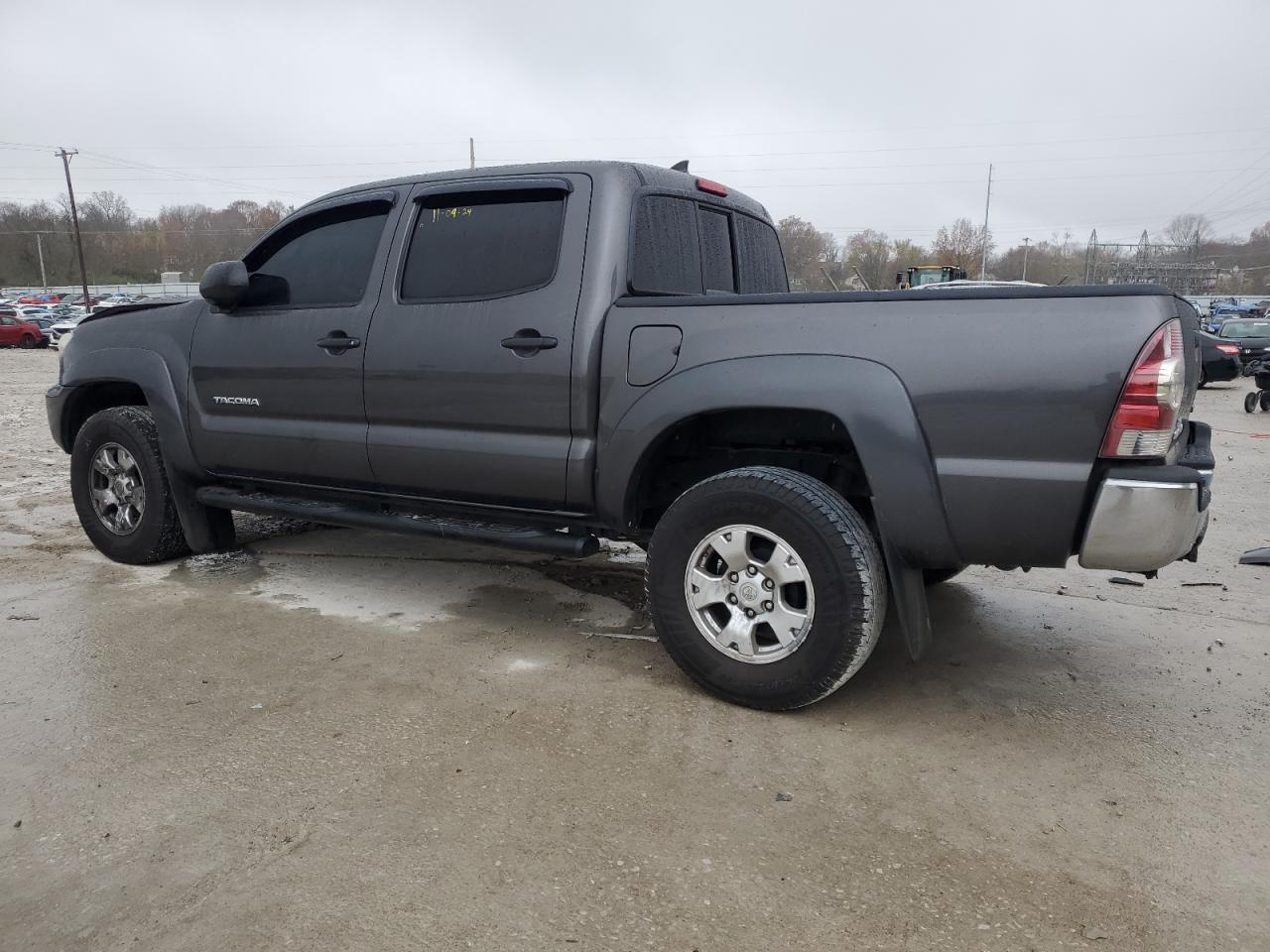 2012 Toyota Tacoma - Image 2