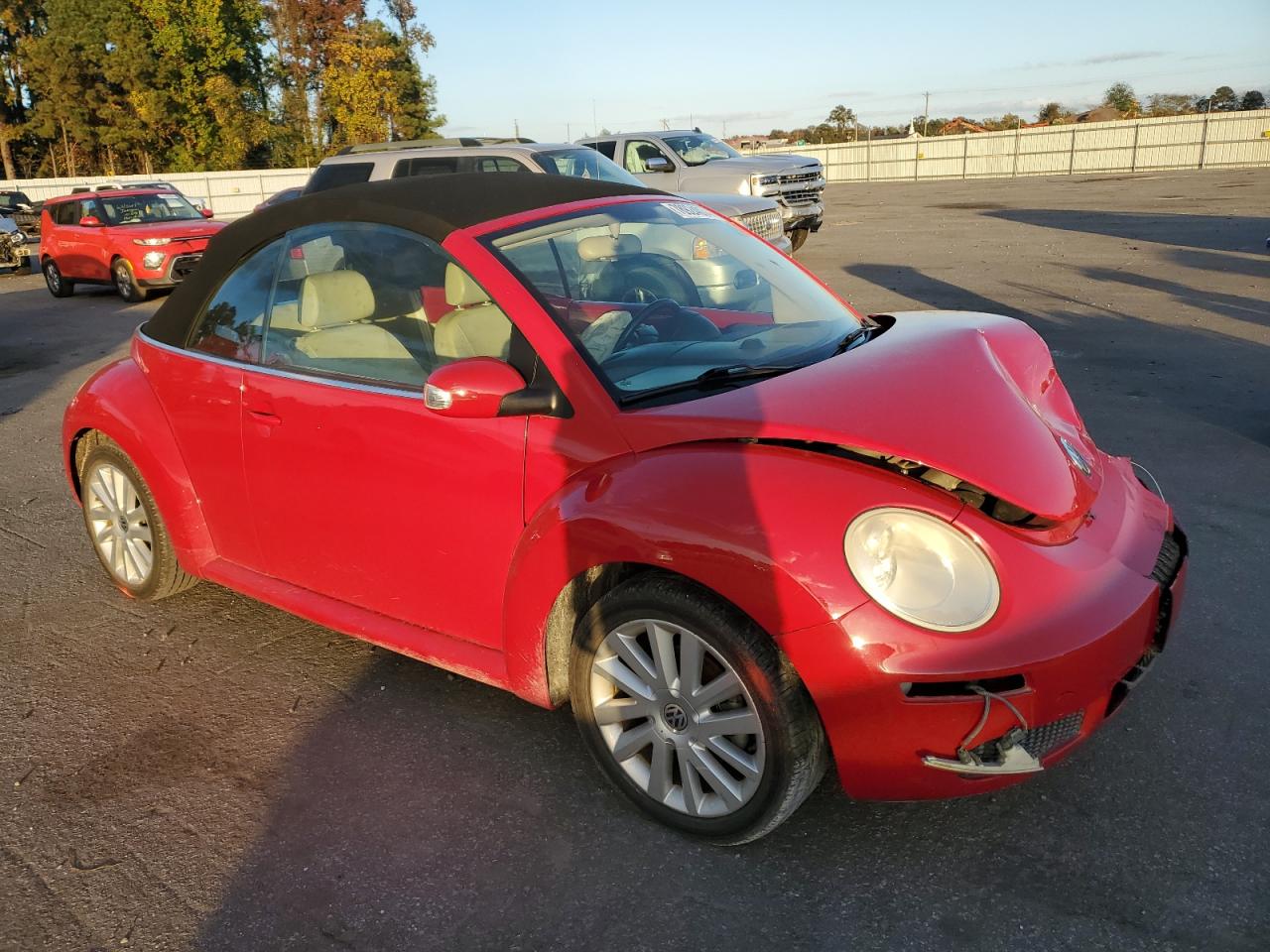 2008 Volkswagen Beetle - Image 4