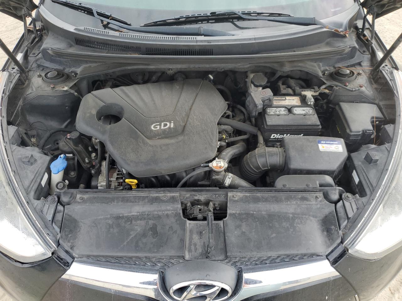 2016 Hyundai Veloster - Image 11