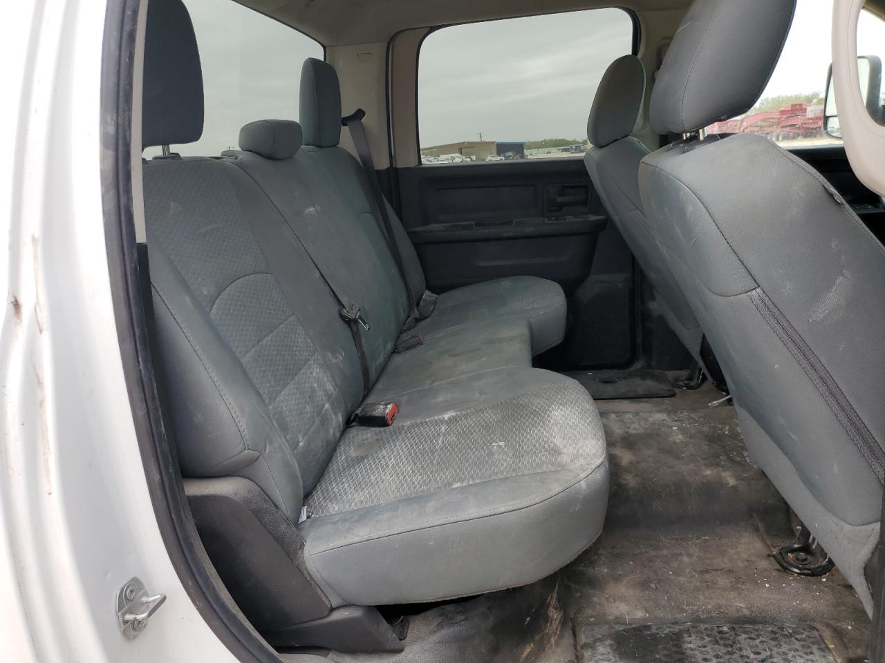 2018 RAM 3500 - Image 10