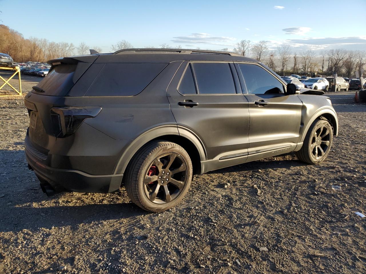 2023 Ford Explorer - Image 3