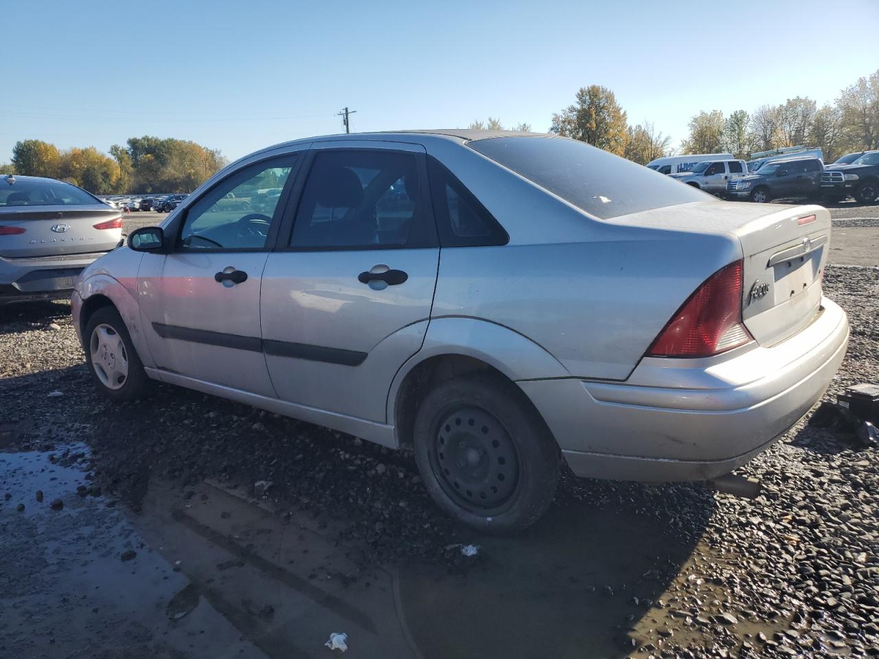 2004 Ford Focus - Image 2