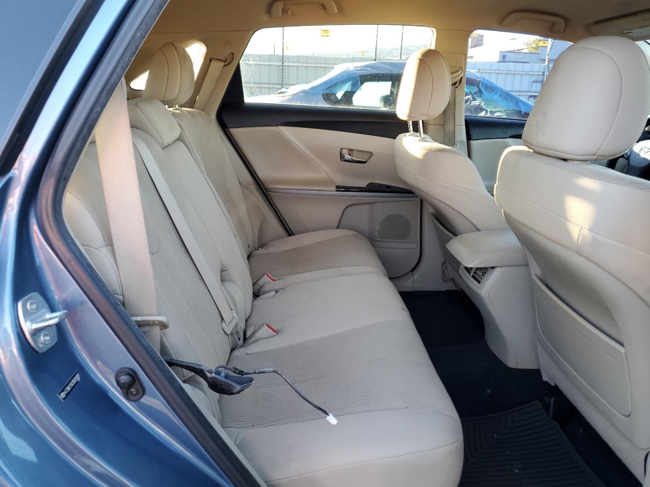 2009 Toyota Venza - Image 11