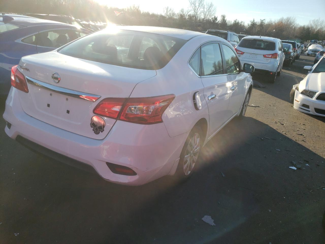 2017 Nissan Sentra - Image 3