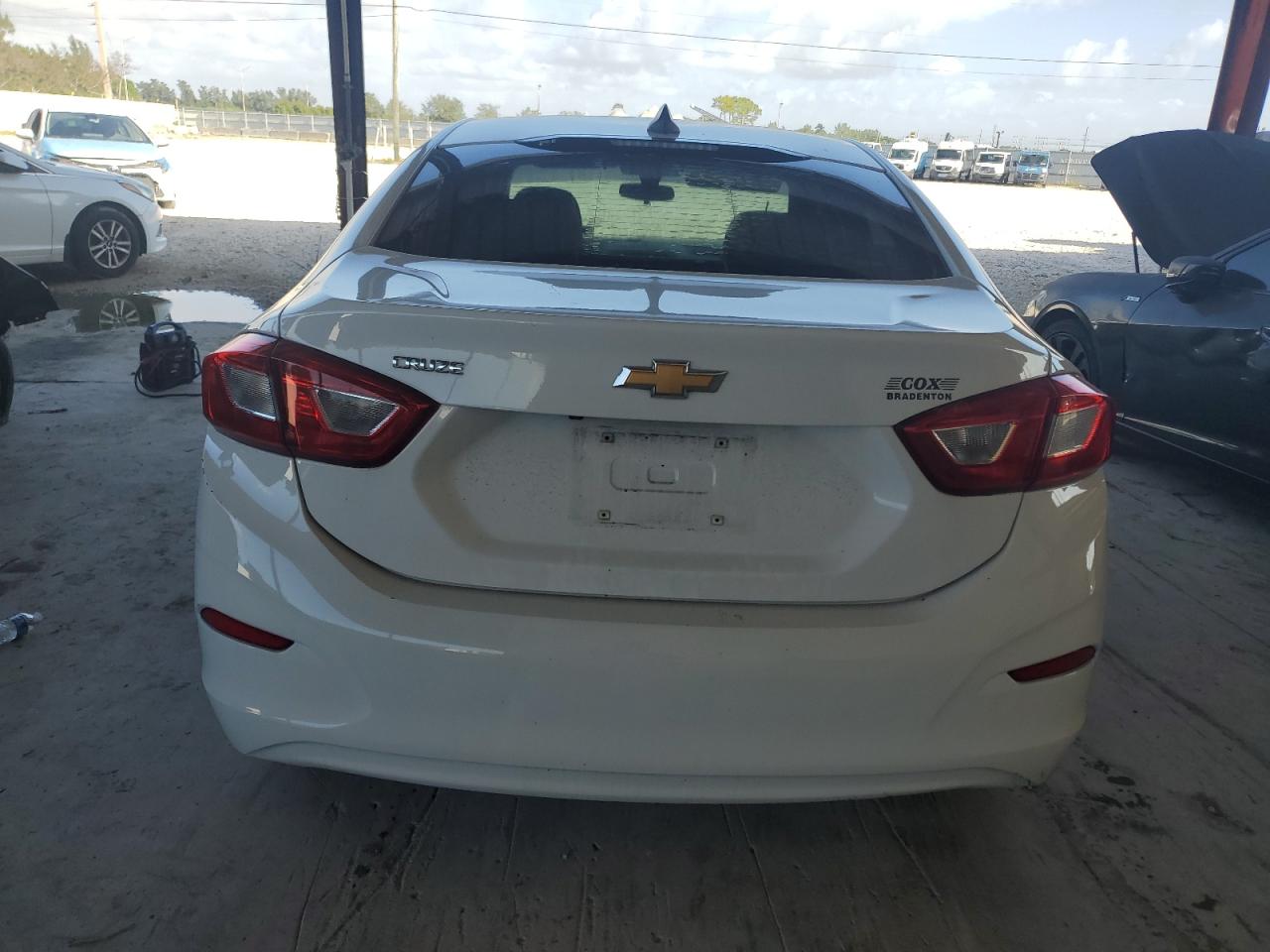 2019 Chevrolet Cruze Ls VIN: 1G1BC5SM9K7149782 Lot: 79036394