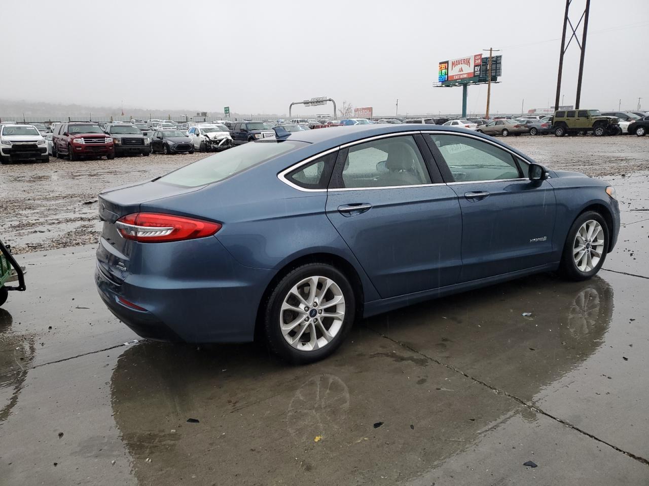 2019 Ford Fusion - Image 3