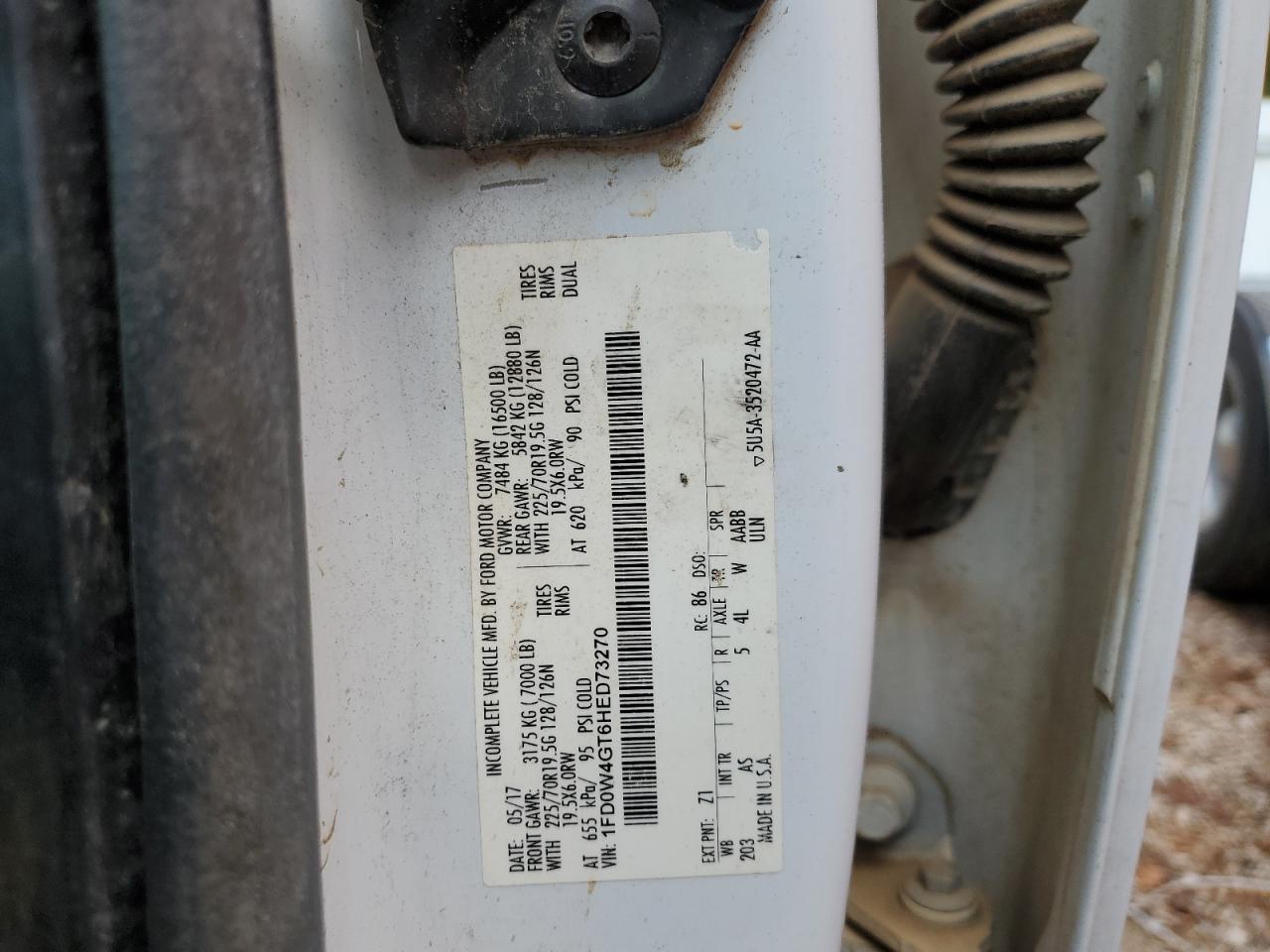 2017 Ford F450 - Image 10