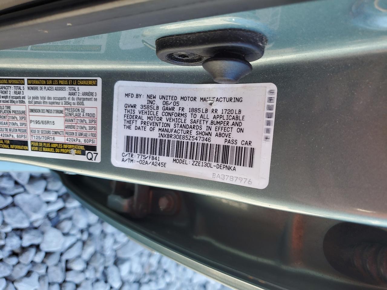 2005 Toyota Corolla - Image 12